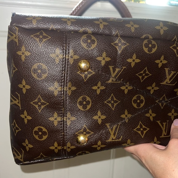 Authentic Louis Vuitton Artsy LV Monogram Brown Tan - Picture 5 of 16